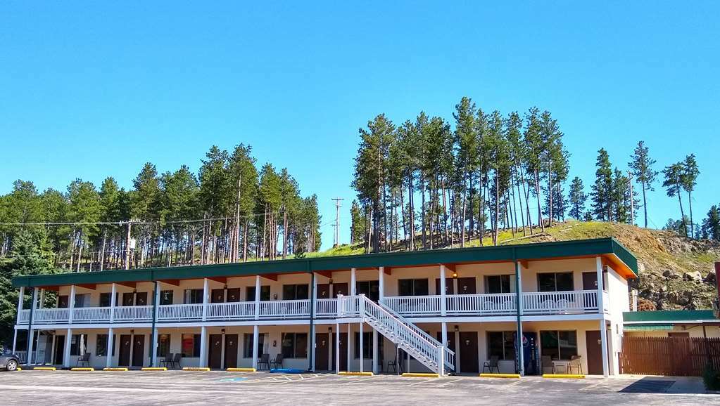 Magnuson Grand Rushmore View Keystone Exterior photo